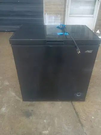 Arctic King Chest Freezer