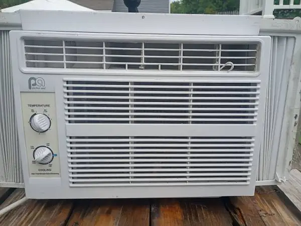 5.200 BTU window air conditioner