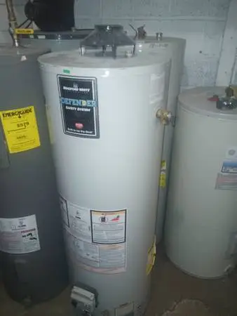 40 Gallon Natural Gas water heater