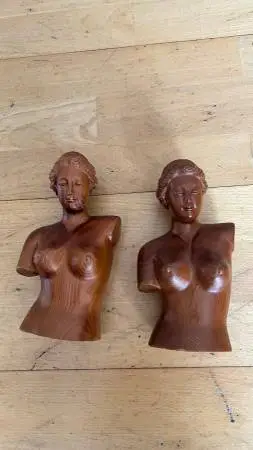 Wooden carved bookshelves or works of art 7.5 H Hand made by Taiwan I