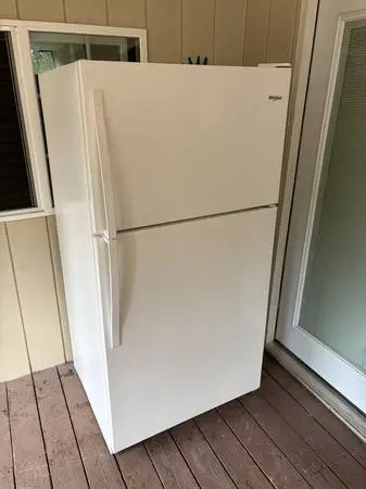 Whirlpool Top Freezer Refrigerator