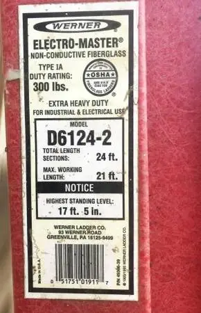 Werner 24 Extension Ladder, Fiberglass #300 lb. rated
