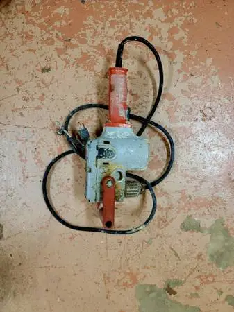 MILWAUKEE DRILL HEAVY DUTY WITH PADDLE EXCELLENT WORKING CONDITION
