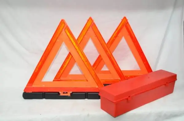 Dietz 8-250 Emergency Warning Triangle Reflector Flare Kit (Set of 3)