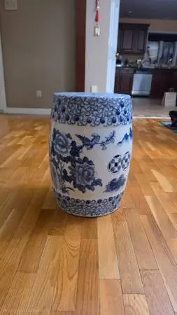 Chinese Ceramic Garden Stool - MINT CONDITION