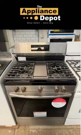 New Frigidaire Gas Range #056
