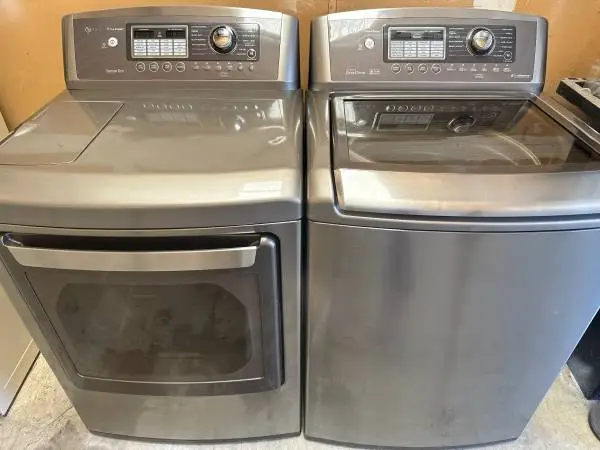 Lg washer and electric dryer