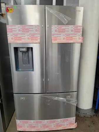 New !! Samsung stainless steel French door refrigerator