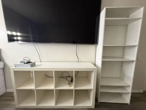 Bookshelf