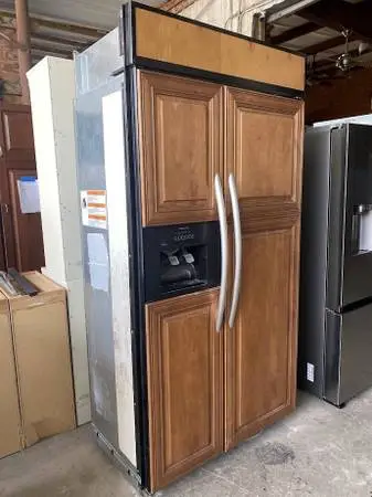 Wood Panel KitchenAid Refrigerator Side by Side Model#KSSO42QMB01 Used