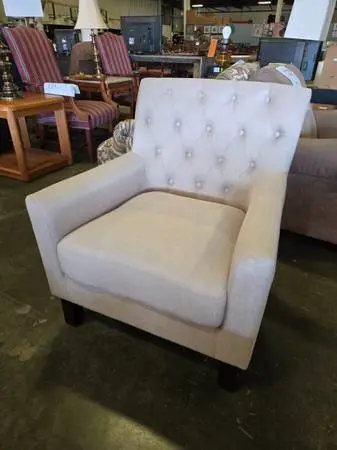 Habitat for Humanity Restore – Alton Furniture Tufted Linen Armchair