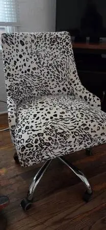 Desk Chair or Vanity