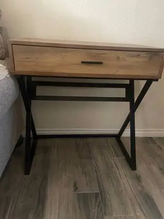 entrance table excellent condition