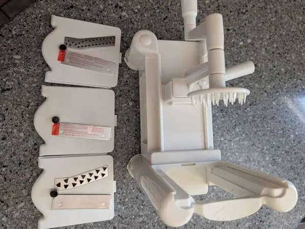 Spiral Vegetable Slicer