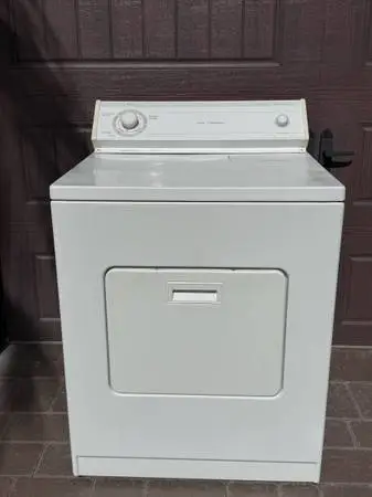 LIKE NEW WHIRLPOOL DRYER
