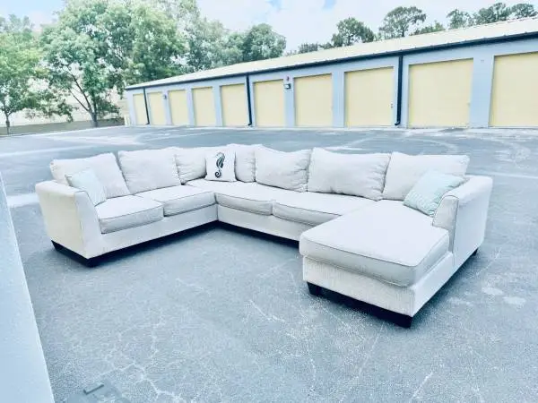 Stunning Contemporary Coastal Upscale Robb & Stucky Sectional Sofa