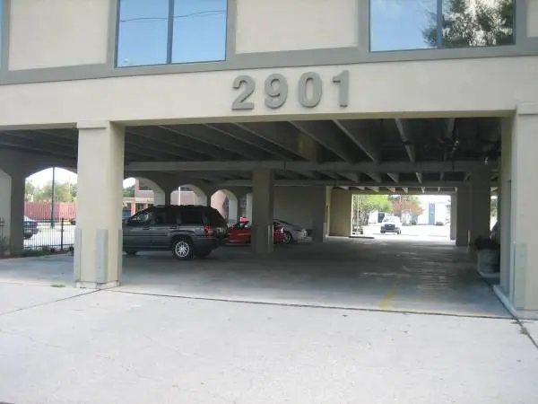 $127,500 / 650 SF - Metairie Office Condos For Rent or Sale (Causeway