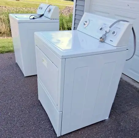 WHIRLPOOL WASHER AND KENMORE DRYER