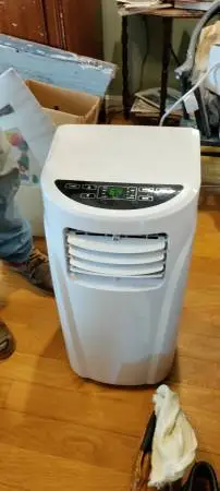 Costway 8000 BTUs portable air conditioner