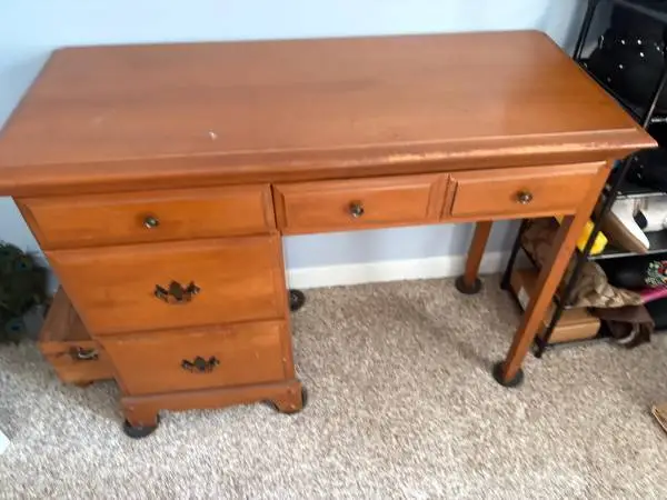 Small wooden Desk