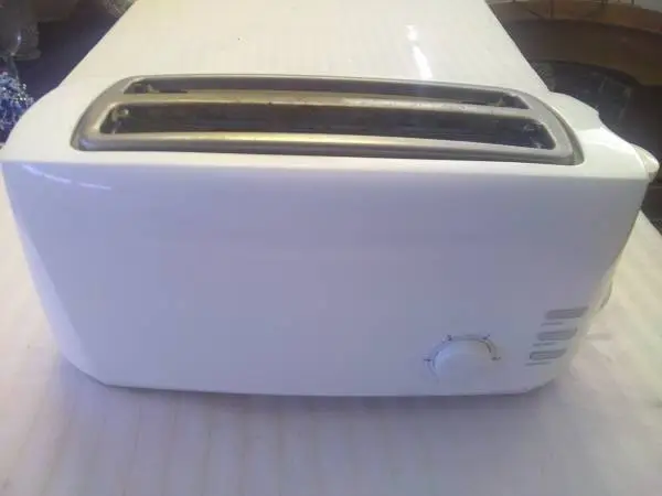 Toastmaster 4 slice toaster