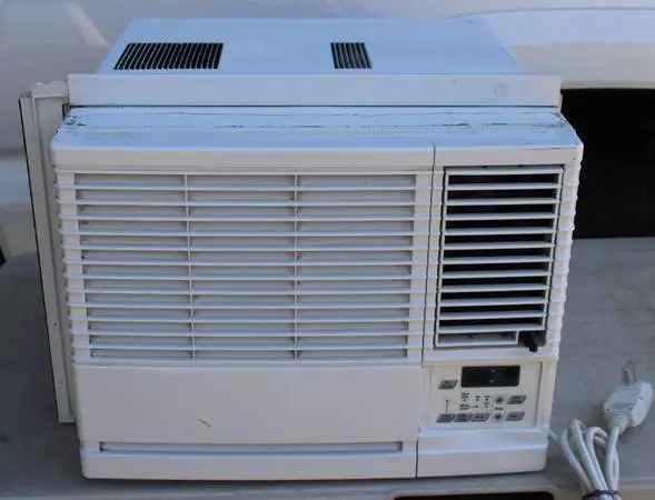 In Window Air Conditioner
