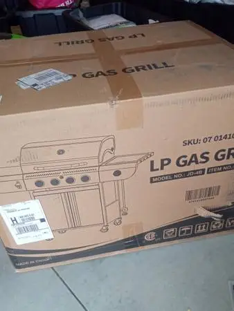 Brand new barbeque grill