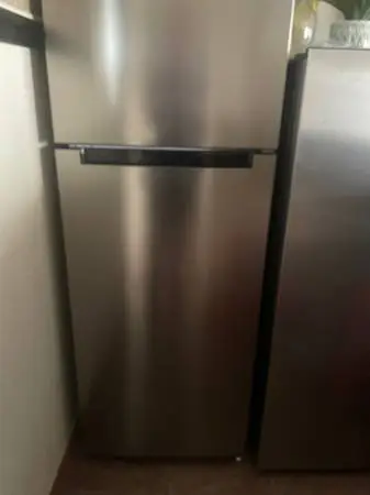 Excellent refrigerator 4 feet with freezer