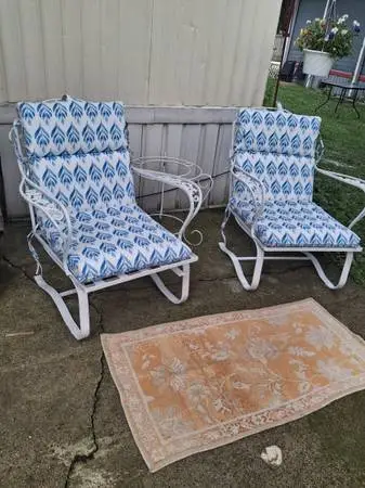Wrought Iron Chairs/Outdoor w Cushions