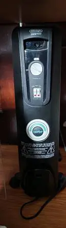 DeLonghi SafeHeat oil-filled standing electric 1500 watts heater