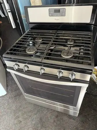 Whirlpool stainless steel gas stove and convection oven