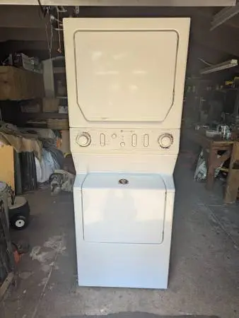 Maytag Neptune Stacker in Top Cond.