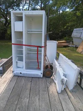 Fridge and stove