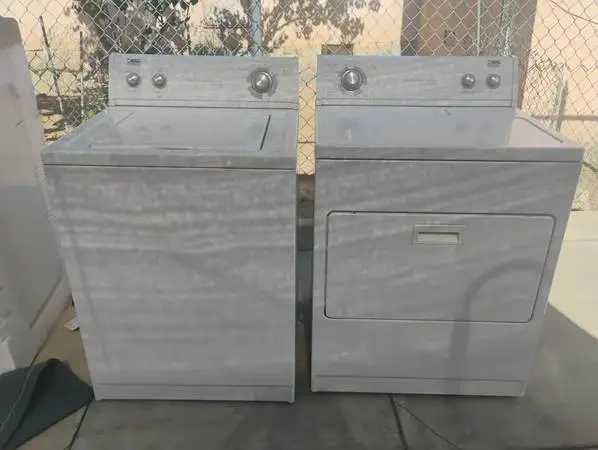 Estate washer and gas dryer