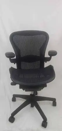 Herman Miller Aeron B Ergonomic office Chairs In EXCELLENT CONDITION