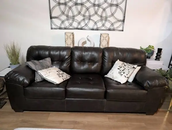 New $1000 black brown leather sofa 3 seater seat chair livingroom