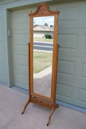Tall Oak Amish-Crafted Cheval Mirror