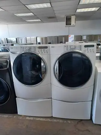 KENMORE Whit PEDESTALS Washer and Dryer set front load