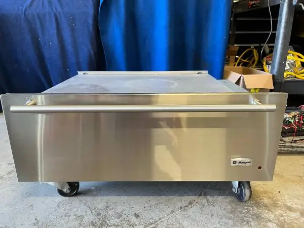 GE Monogram 30” Warming Drawer