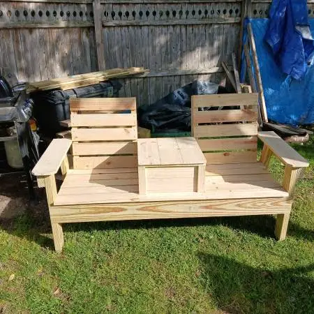 2 seat bech with center storage