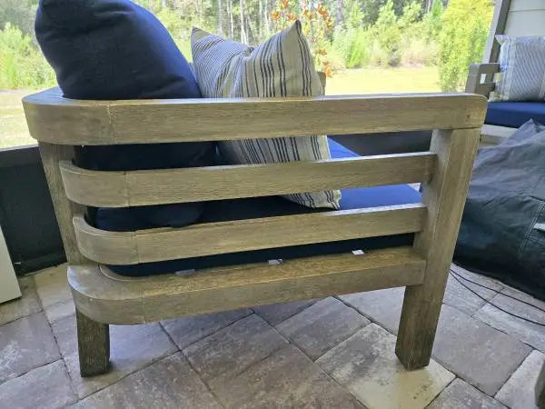 Outdoor patio furniture