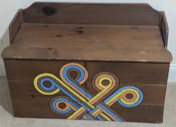 Wooden Toy Box Storage Chest Bench 35 wide, 16.5 deep, 20.5 tall