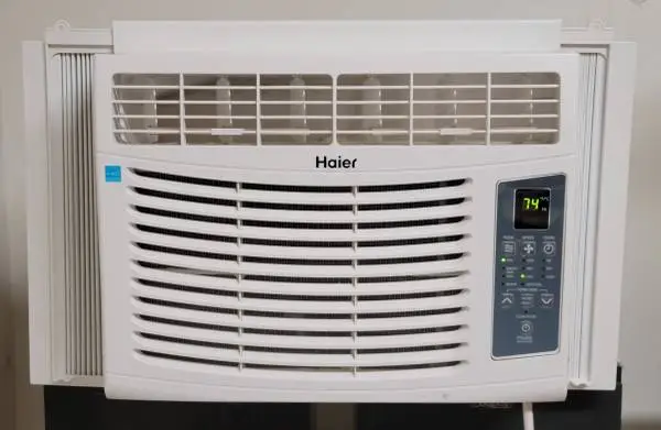 Haier Window Air Conditioner with remote, 5100 BTU