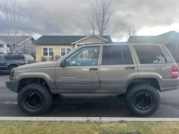 1997 Jeep Grand Cherokee Laredo 5.2L V8 4WD – Mechanic Special