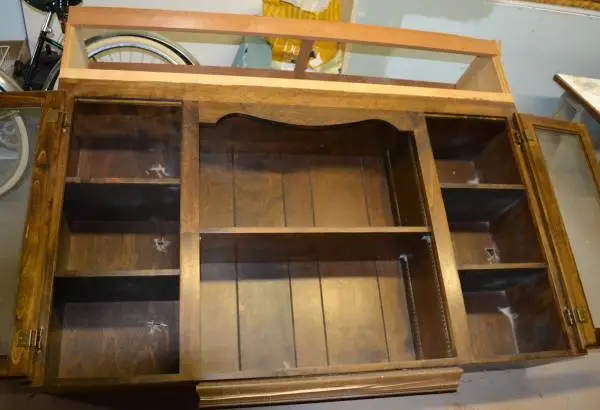 Hanging Kitechen cabinet