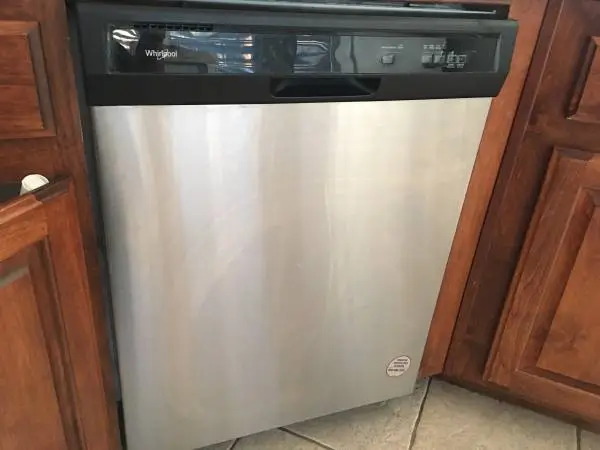 NICE AND CLEAN - WHIRLPOOL 24” DISHWASHER IN STAINLESS STEEL