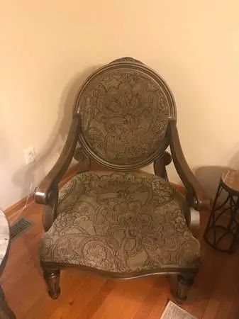 Wide Seat Accent Armchair