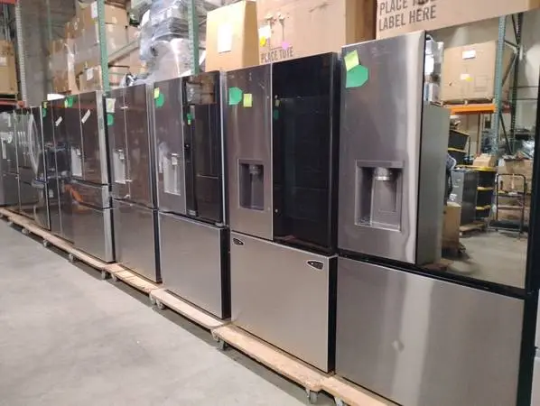 Brand New LG Refrigerators for sale - Scratch and dent