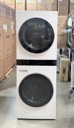 LG WKG101HWA 27 WashTower Washer + Gas Dryer White - Open Box