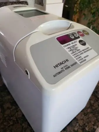 Hitachi Home Bakery Bread Machine Model HB-D103